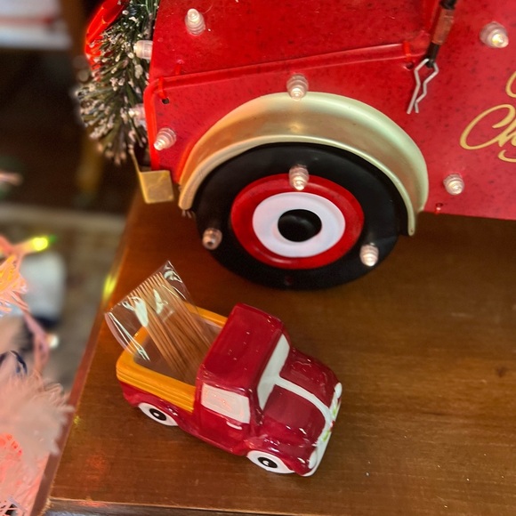 Vintage Christmas Red Truck Toothpick Holder - Picture 4 of 6